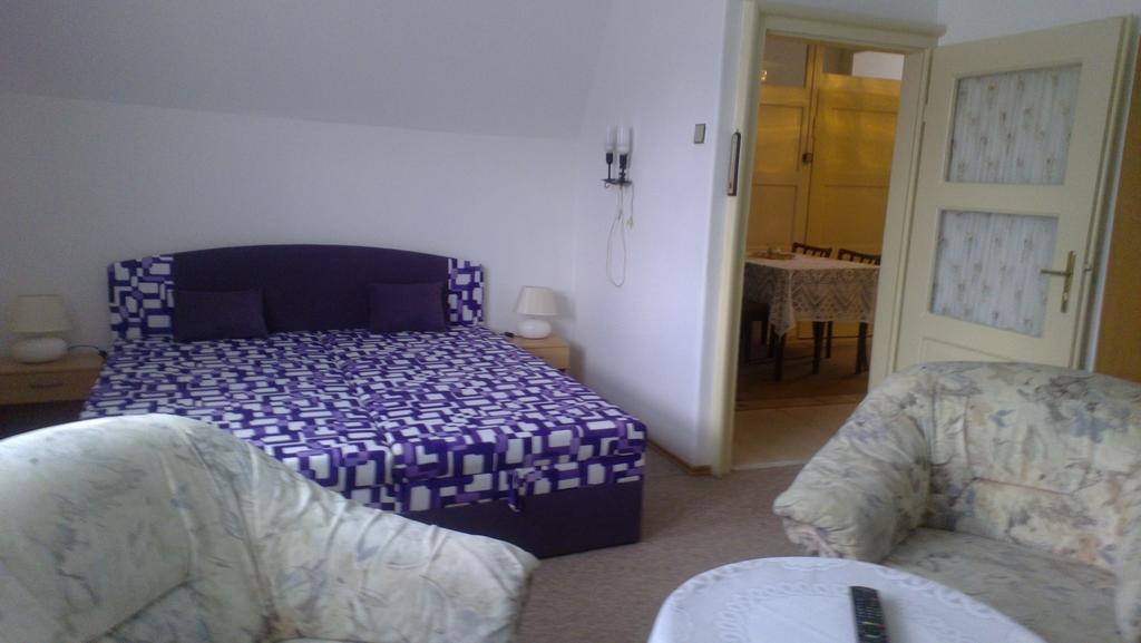 Apartamento Byt - Apartman Větřní Exterior foto